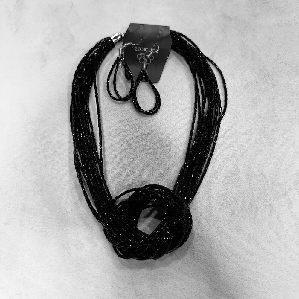 NWT Paparazzi Knot Black Necklace Matching Earrings Set Beaded